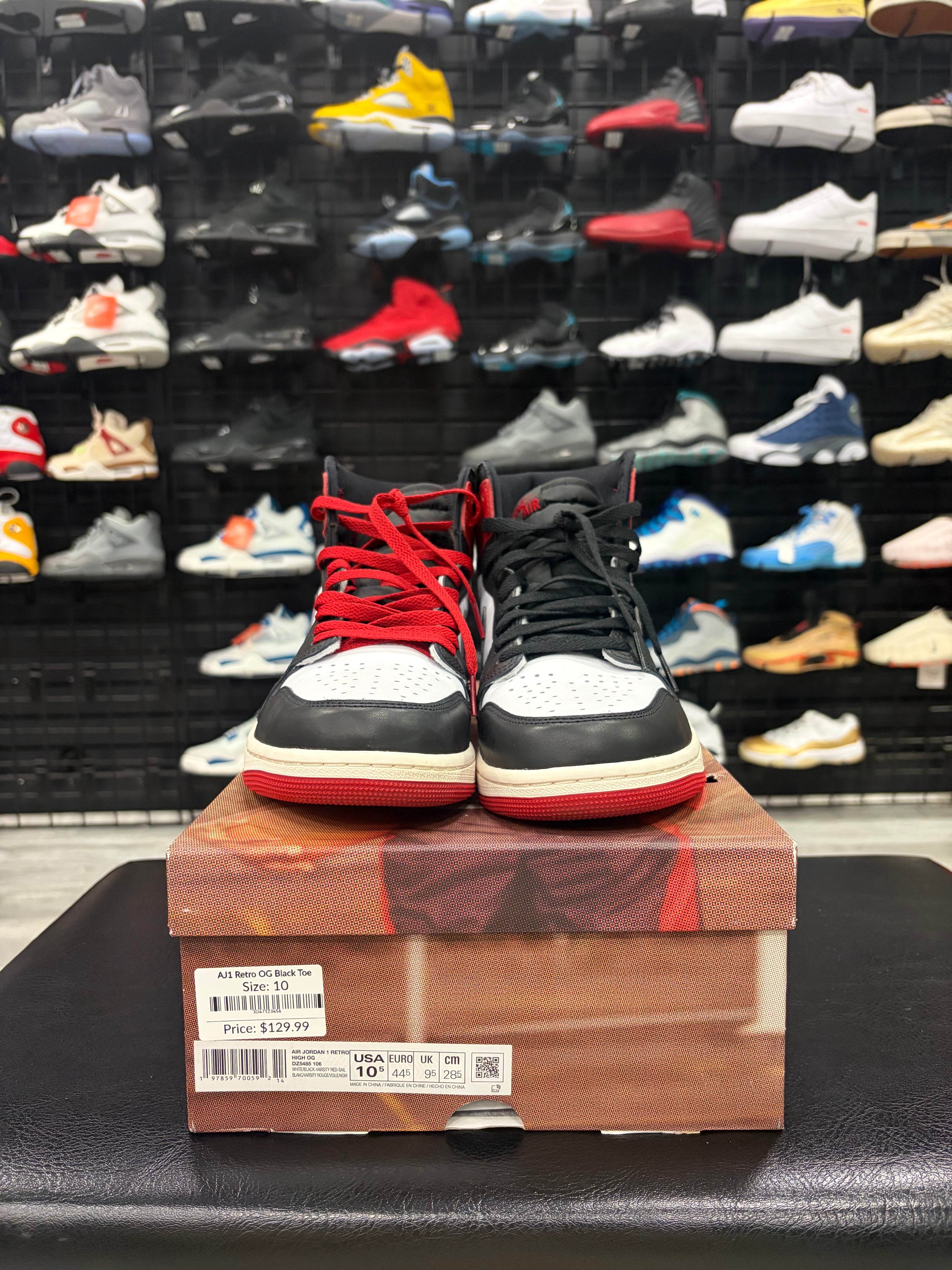 Air Jordan 1 OG Black Toe - Visual Streetwear