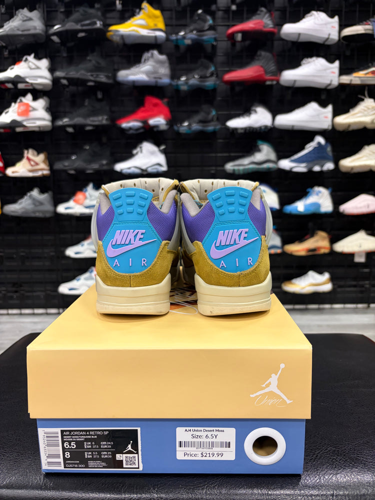 Air Jordan 4 Retro SP - Visual Streetwear