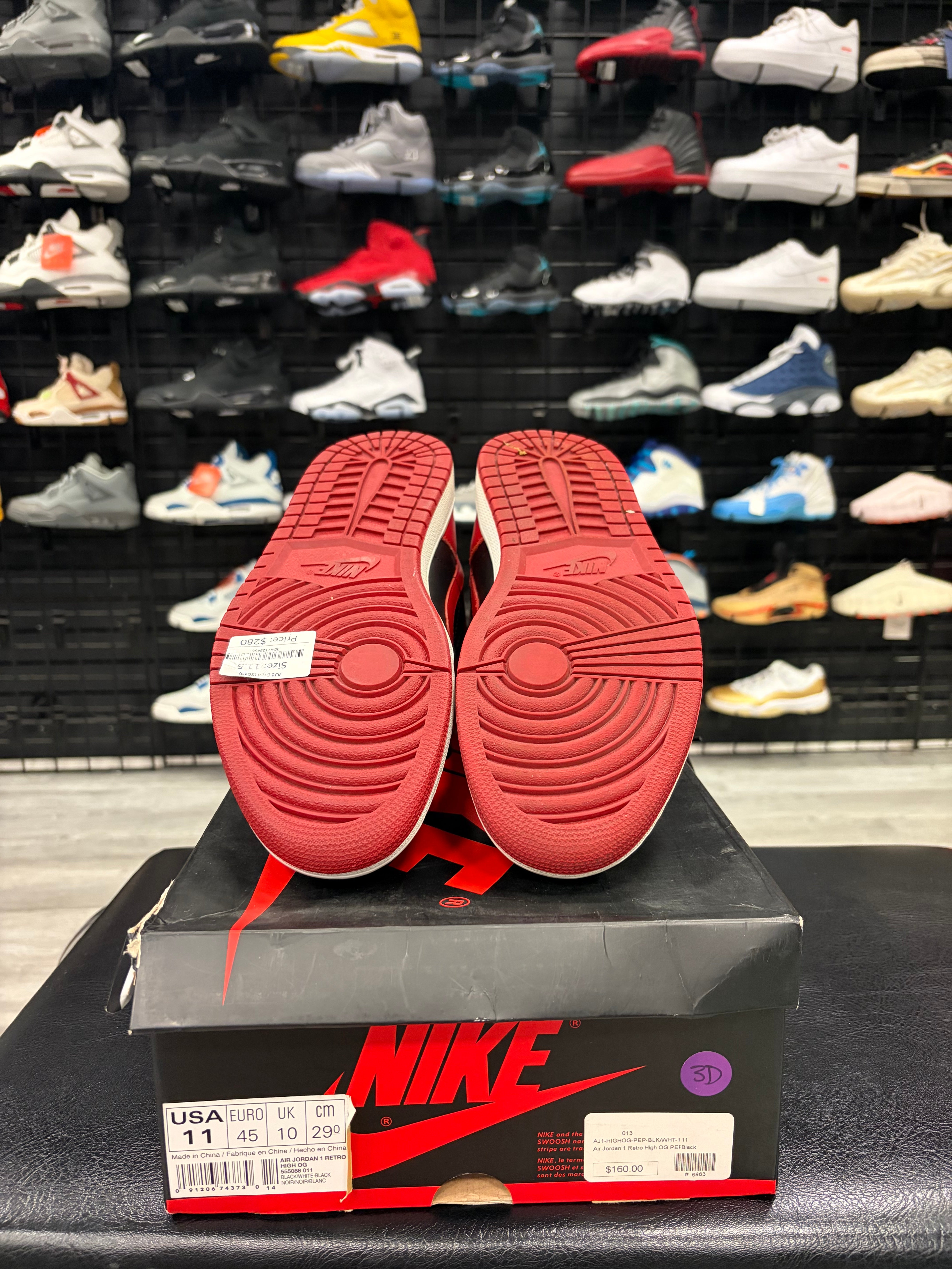 Air Jordan 1 Retro High OG - Visual Streetwear