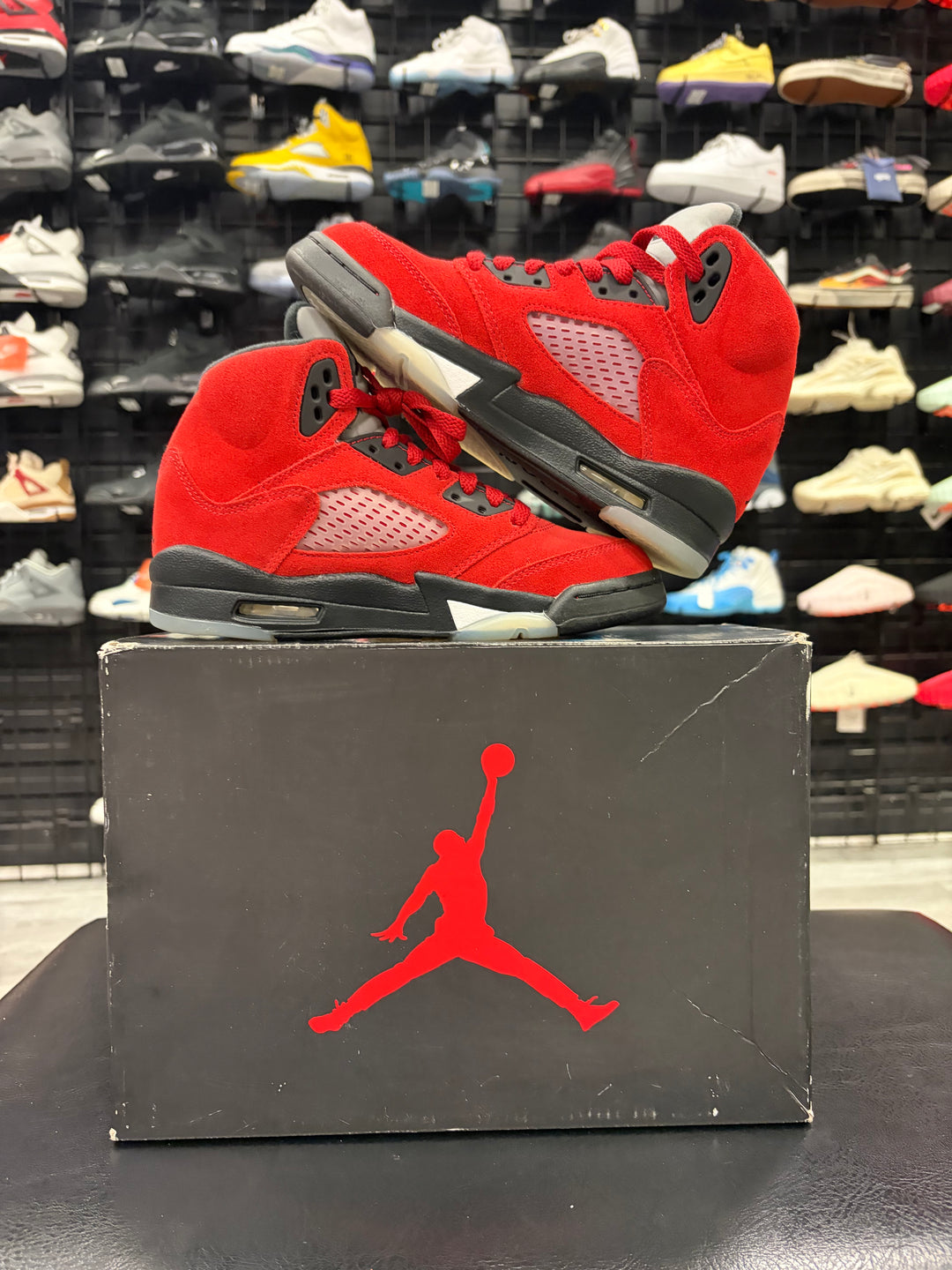 Air Jordan 5 Raging Bull - Visual Streetwear